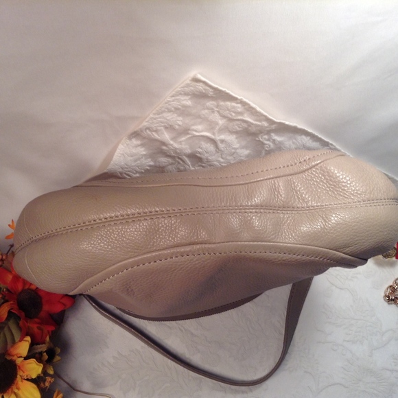 kate spade Cobble Hill Penny Gray/Taupe - Picture 3 of 8